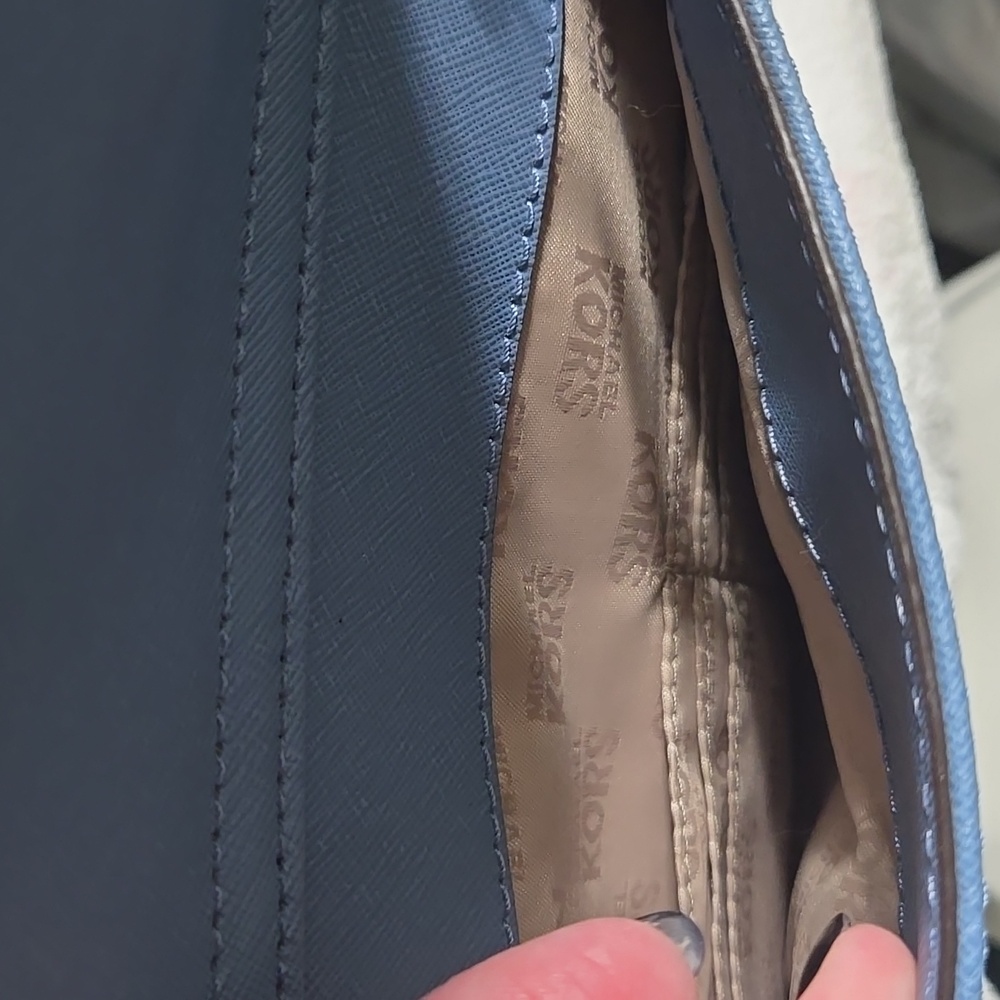 Michael Kors light blue tote - Picture 4 of 4